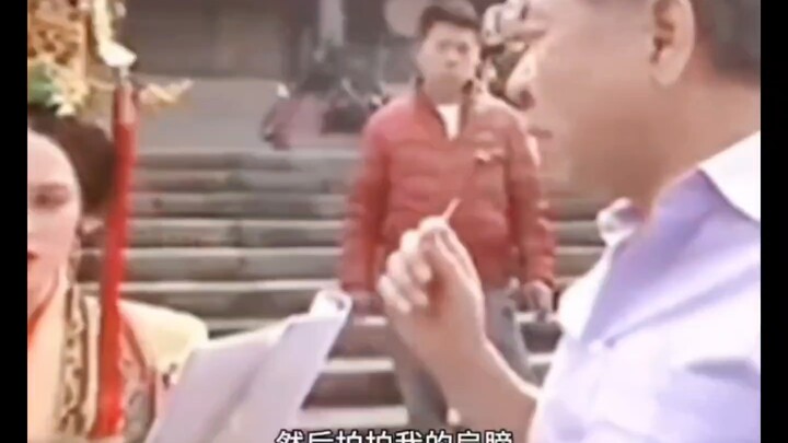 Cứ cảm giác như đạo diễn cố tình khiến Tôn Lệ nổi giận.