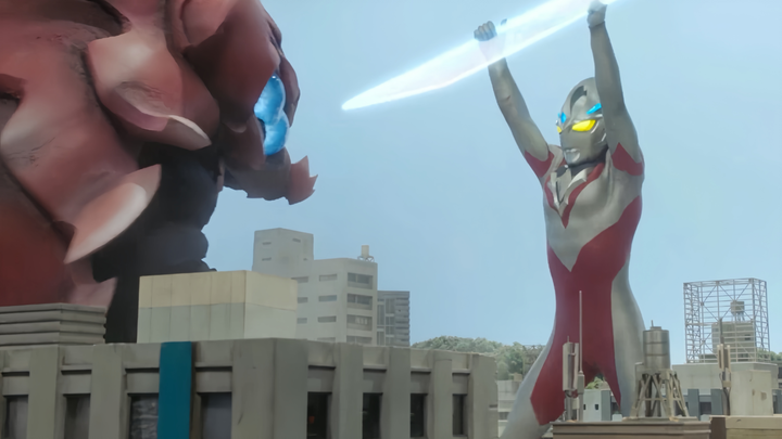 假如亚刻的光盾太硬，砸不开