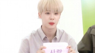 Saat Park Jimin berhenti berjemur. Kulit putihnya sangat cantik!