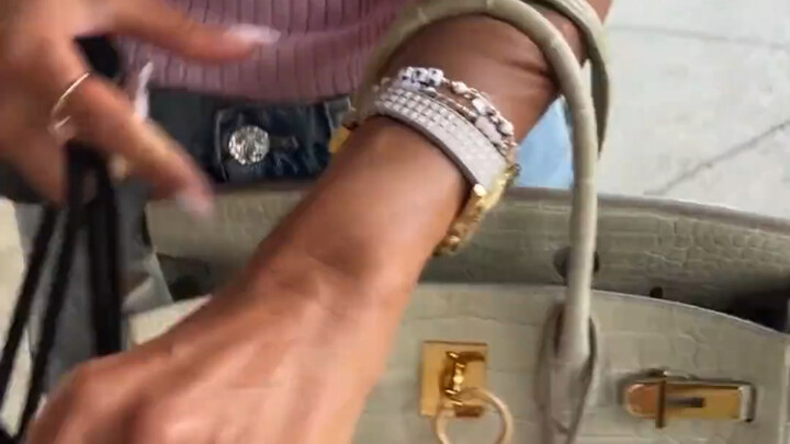 Style ăn mặc cực kỳ sang chảnh của các cô gái Âu Mỹ