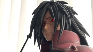 Mari kita lanjutkan melihat-lihat Uchiha Madara dari Leaf Fire Studio. 1/4 tinggi 69 lebar 33 kedala