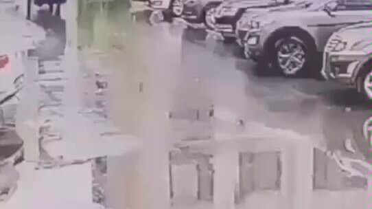 Operasi ini benar-benar patut diacungi jempol