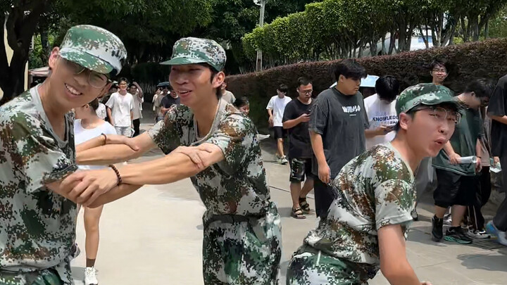 School's started—time to show off our talents for the senior students!