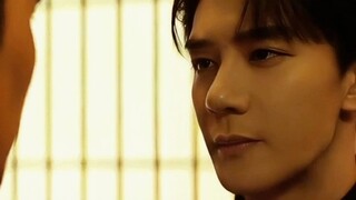 The aggression in Ruan Lanzhu's eyes is almost overflowing, a feeling of exclusivity