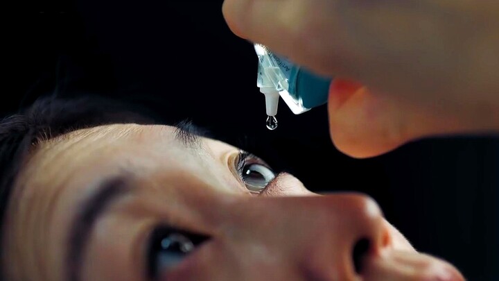 ผู้หญิงหยอดยาหยอดตา กลับได้เห็นลูกชายที่เสียชีวิตไปหลายปีแล้ว หนังแฟนตาซี!