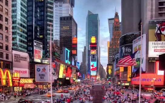 Tôi đã dành 16 tiếng để P tấm biển quảng cáo ở Quảng trường Thời Đại.