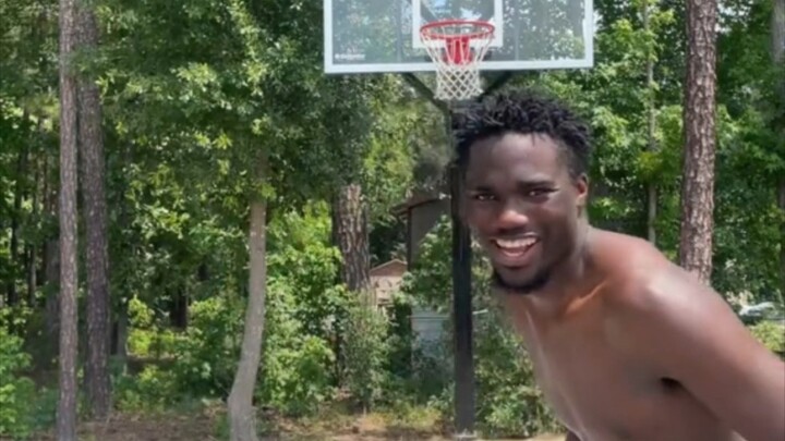 Có giỏi thì đột phá bên trái.