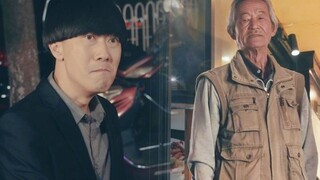 Sáu giờ ba mươi: Sau nhiều năm làm việc chăm chỉ, chàng trai trẻ tràn ngập cảm xúc khi nhìn thấy một