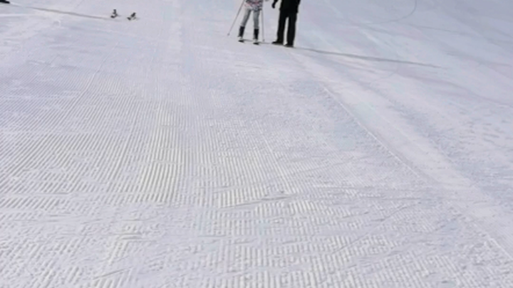 Southern Old Potato’s First Time Skiing! Aaaahhhh! (Liaoyang Gongchangling Ski Resort) #WelcomeToBea