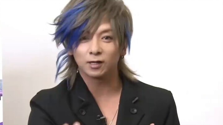 แม้ว่าเขาจะเล่นเป็นตัวร้ายแต่เขาก็มีจิตใจที่ดี