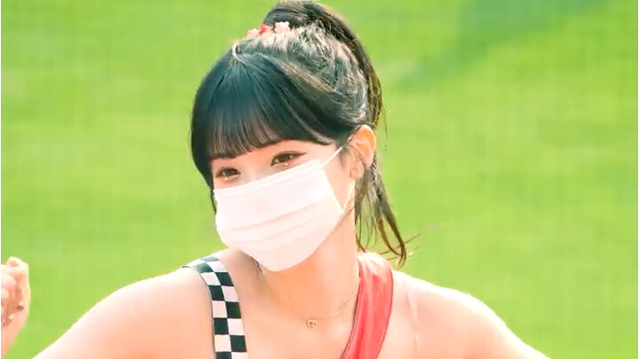 Brother, come and watch the dance again (11)