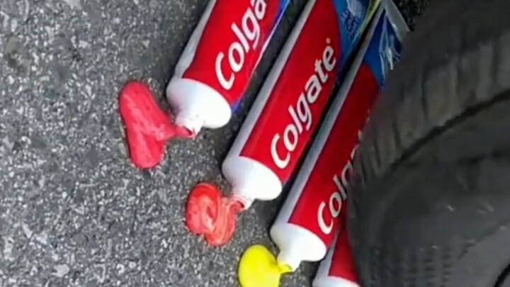 Tak disangka, pasta gigi selain untuk menyikat gigi, ternyata masih banyak kegunaan ajaib lainnya!