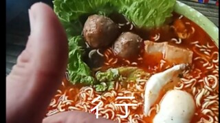 อาหารเช้าของนักเรียนมัธยมต้น