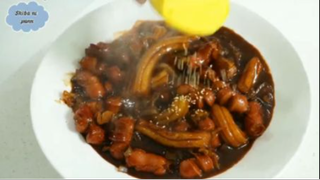 Mì xúc xích và tôm chiên xù phần 2 #mukbang