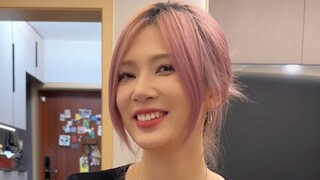 说 出 身 边 你 觉 得 最 漂 亮 的 女 生