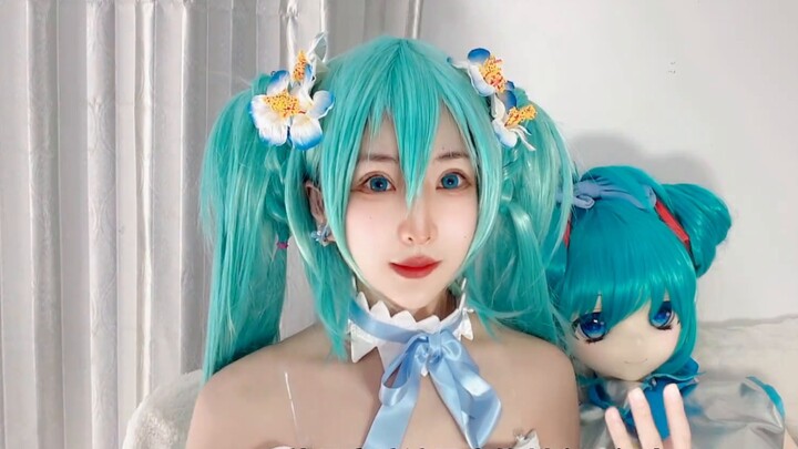 A guide to life-size dolls, but for girls