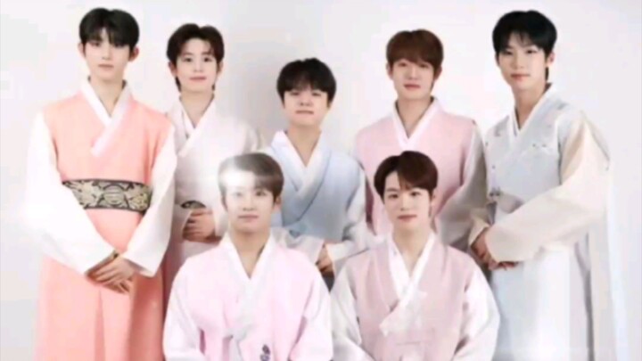 THE WIND members wearing hanbok 💙💖