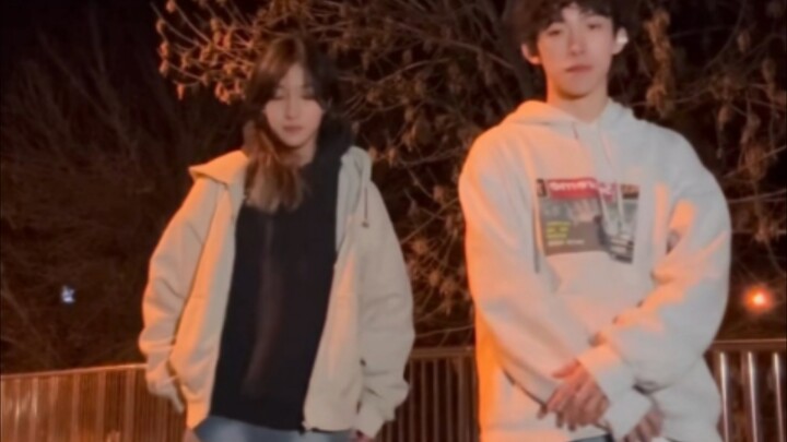 "Just a little dance 😀"; Iris Xi's dance clips 2-in-1, December 2024