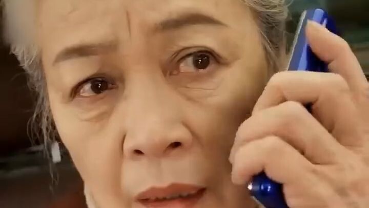 ดอกไม้บานในยามใบไม้ผลิ