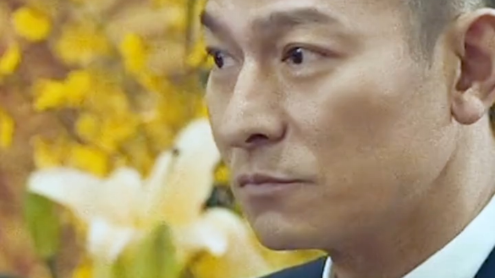 “The celestial qilin has its own lineage; be as vigorous and spirited as a dragon—never chase after 