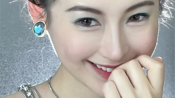 Hóa trang nhái theo Chi Nguyệt x Lưu Tâm Du x Trương Bá Chi