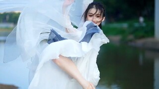 是哪个少年郎在对岸偷偷看我 弥勒山歌舞蹈 弥勒山歌说唱版 古典舞