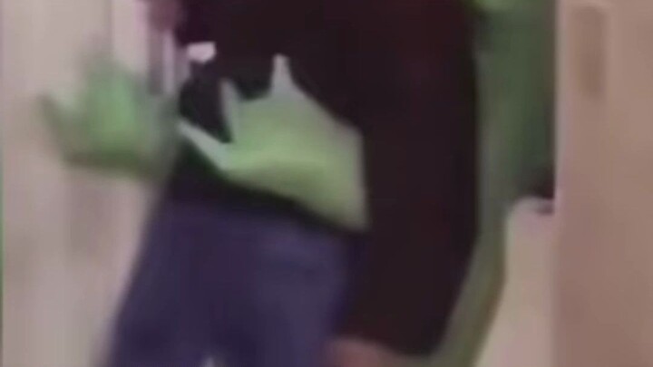 يا إلهي، إذا لم تكن مُرشَّحًا لجائزة الأوسكار، فلن أتفرج!