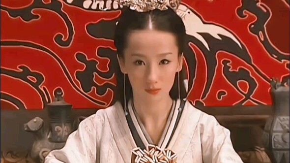“Anyway, this palace will never win the Emperor’s favor. Whether he goes to her or to you, what diff