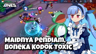 Aksi Maid Pendiam Sandy Dan Boneka Kodok - Extraordinary Ones