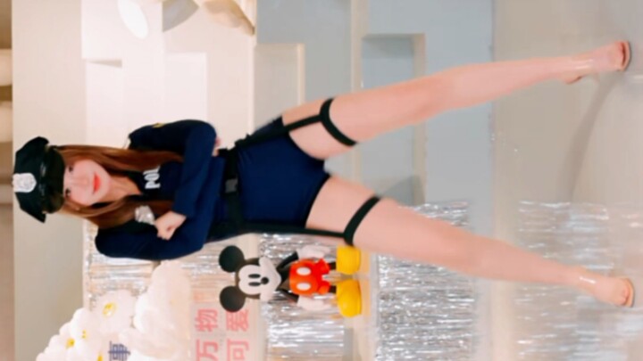 تاأوكاي I'm I'll (أنا الفن) — هالو فينوس 4k شاشة عمودية