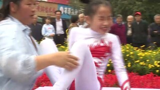 Chen Zhouyang Unsupported Lower Waist Holding Flowers 000-2021.5.22