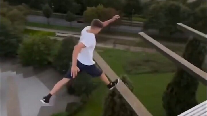 Đừng sợ thất bại, cùng lắm thì làm lại từ đầu.