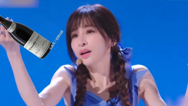 [Cyndi] Sự thật đằng sau “Thơ ca cô đơn” của chị Lang là bà hoàng say xỉn