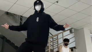 跳exo绝对不emo