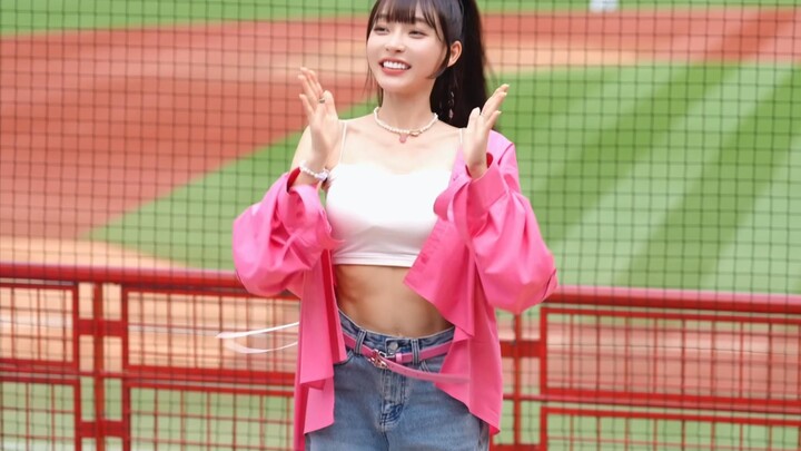 The sweetest Taiwanese cheerleader from Taiwan for the 2024 season—no problem at all! She looks abso