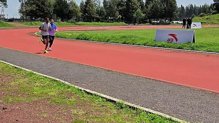 เพิ่งมาถึงเอธิโอเปีย แร็ปเปอร์ก็จัดให้ฉันทันที ทนไหวเหรอแบบนี้?