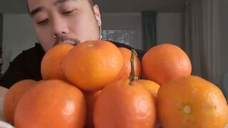 ASMR Sweet & Juicy Mandarin  🍊- Sensitive Sounds Of Peeling + Eating