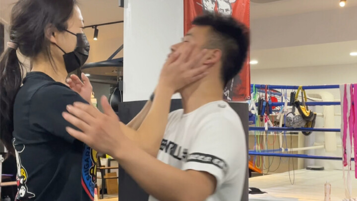 ผู้หญิงใต้ภูเขาคือเสือตัวร้าย