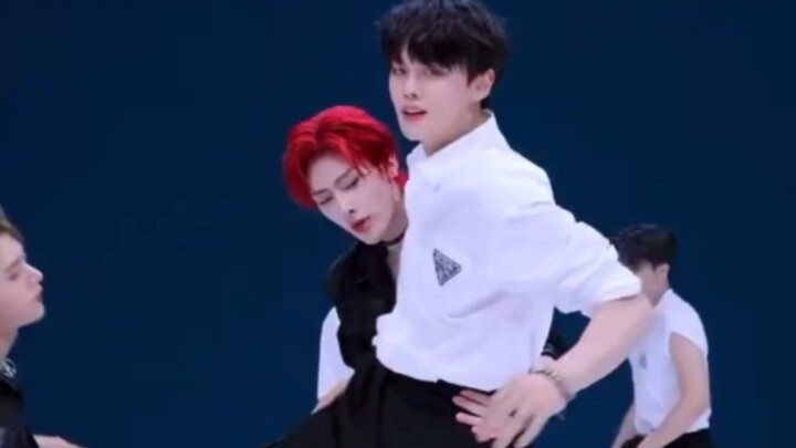 【riควี่】ครูผู้ออกแบบท่าเต้นนี้ให้แมวและสุนัข ฉันไม่ยอมให้ใครขัดขวางคุณเด็ดขาด คุณคือเทพเจ้าของฉัน!!
