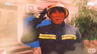别人都在撤离时，只有他们逆在行，看完泪目了！