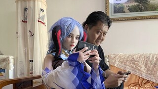 Ketika ayahku membeli sebuah figur anime