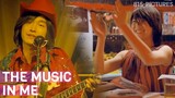 "Shin Min-a fell in love with Soul Music... or with a Soul Singer?" | Go Go 70s (2008) Korean Movie