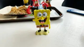 Just relying on our relationship to buy me KFC SpongeBob Halloween limited toys is not too much!
