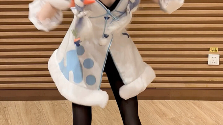 Peko được tái hiện y như hình mẫu về vóc dáng!