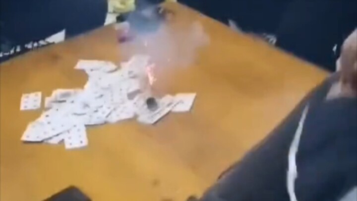 Produk Rockstar, pasti berkualitas tinggi!