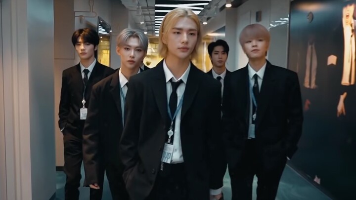 [Stray Kids]Ồ, hãy mua tất cả trang phục trang trọng của Gazi! ! ｜Phòng tập nhảy "God Menu" phiên bả