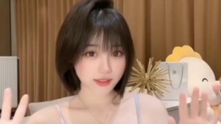 Cewek rambut pendek gak ada obat