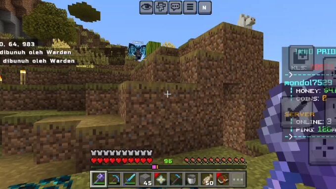mencoba kalahin warden di Minecraft