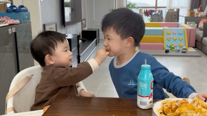 เค้กซอสแสนอร่อยเป็นหลัก