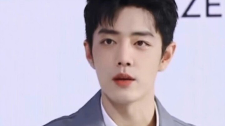 Jiumin! I’m being bullied by this guy’s looks! Now this is a true beauty in the entertainment indust